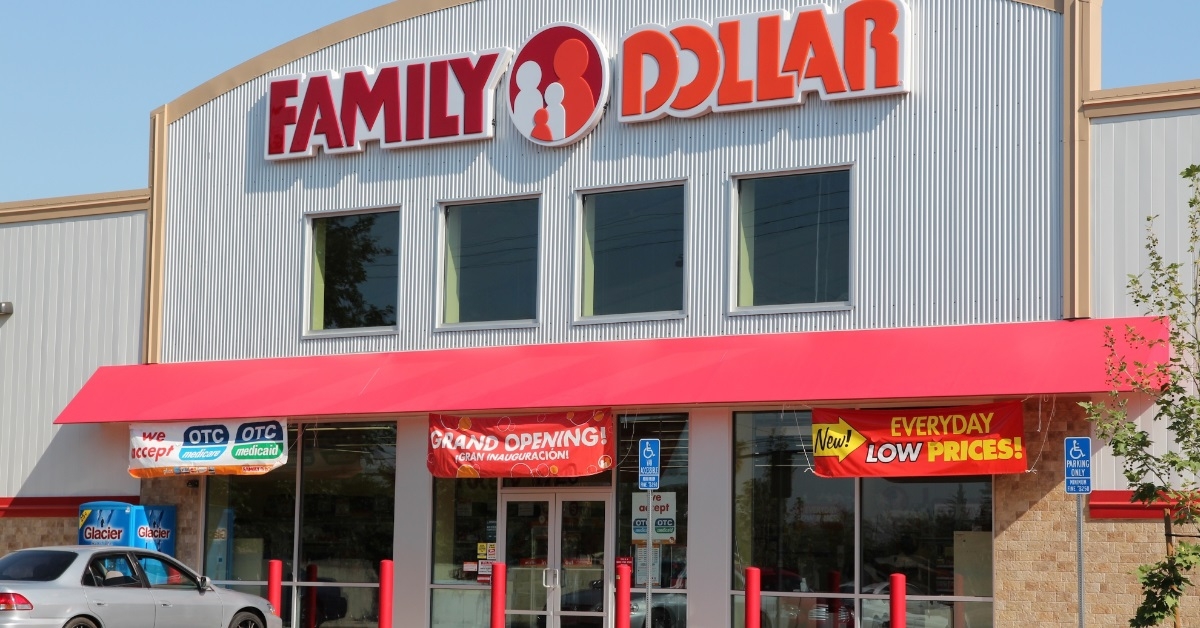 fresno family dollar store from outside