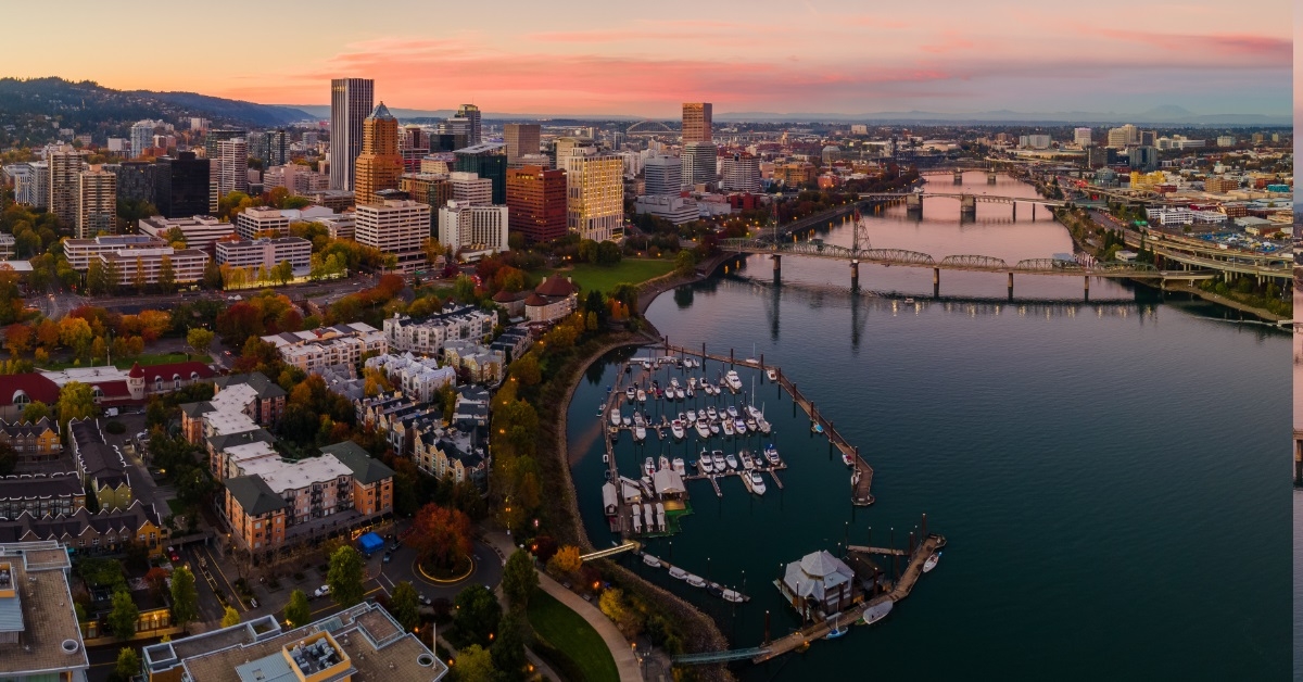 sunset in downtown portland oregon