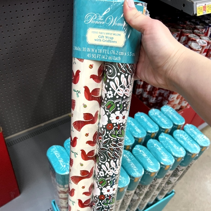 gift wrap with gridlines