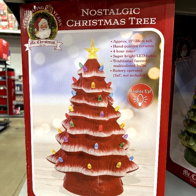 red nostalgic christmas tree
