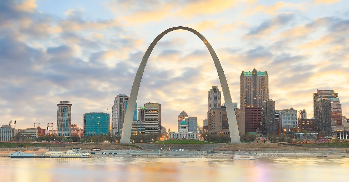 scenic sculpture at st. louis downtown 