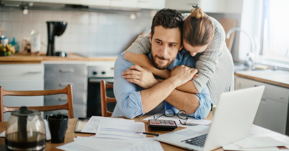 couple going over their bills
