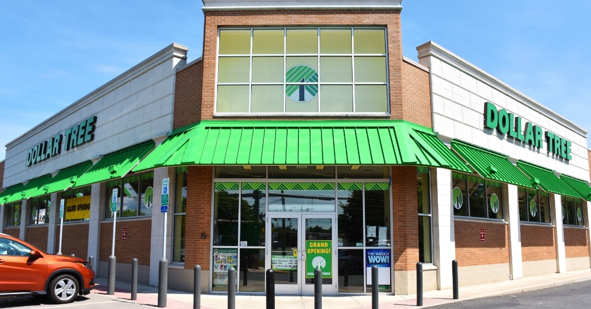 dollar tree store from outside