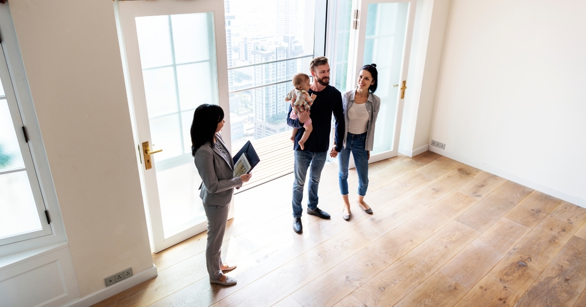 family buying new house