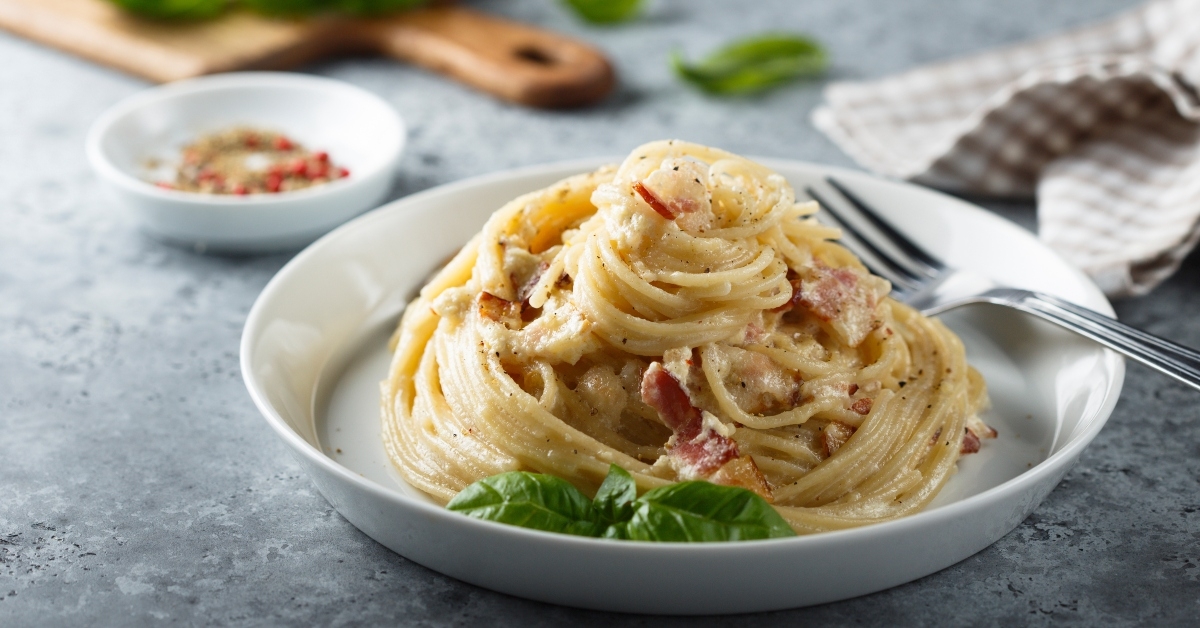 homemade pasta carbonara