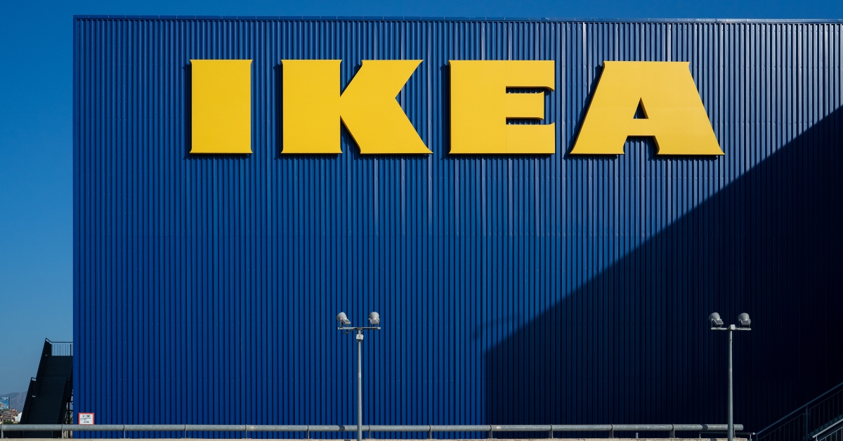 worlds largest furniture retailer