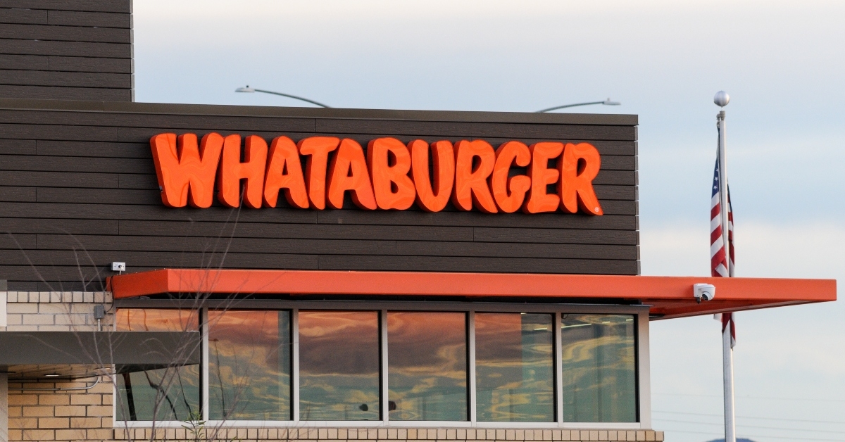 whataburger restaurant sign