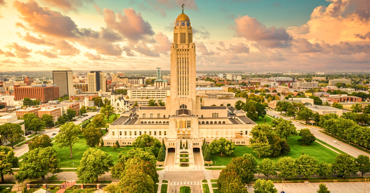 lincoln skyline and nebraska capitol