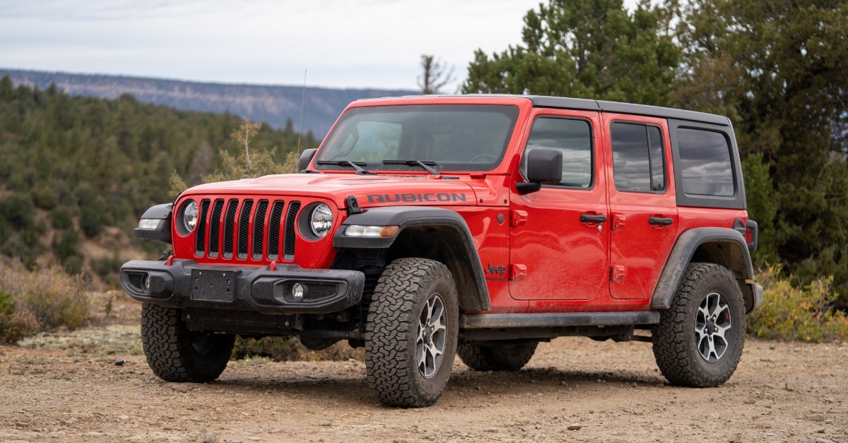 red jeep wrangler rubicon