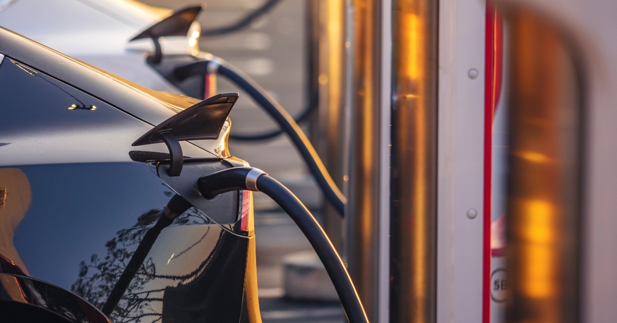 electric cars charging 