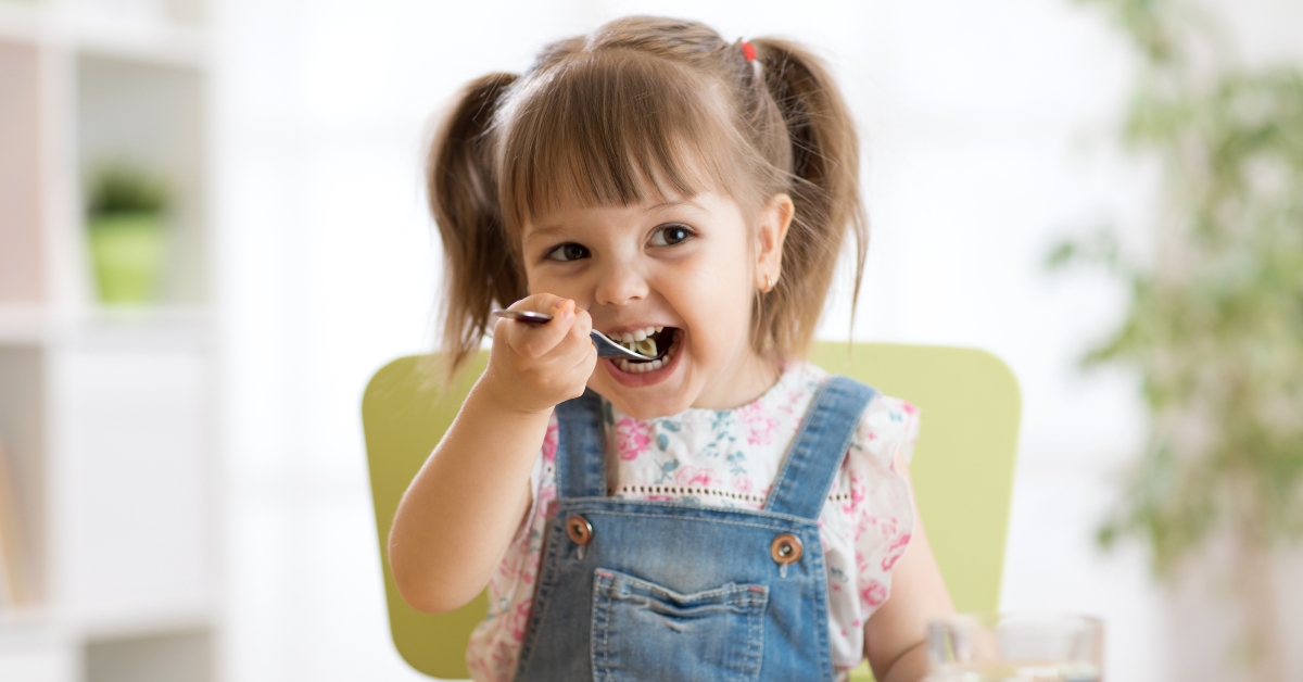 girl eating healthy food