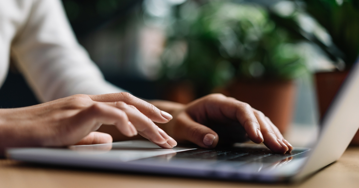 freelancer copywriter working project