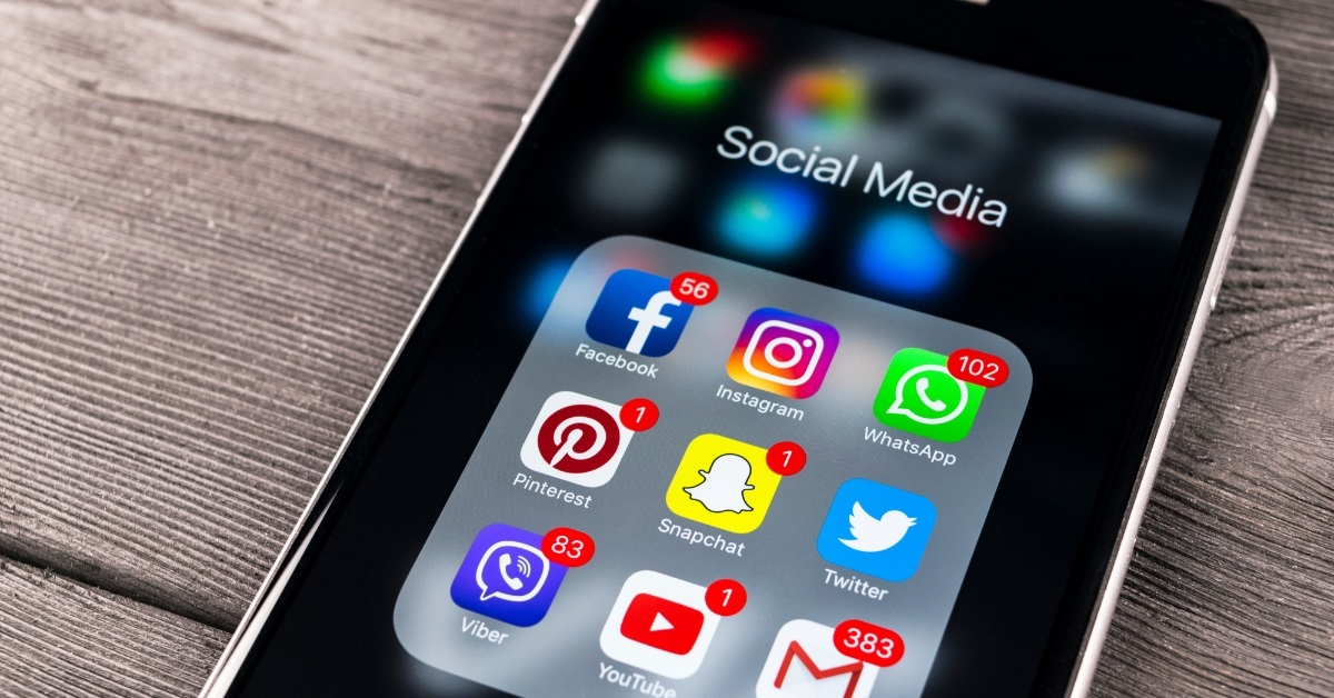 social media applications with notifications