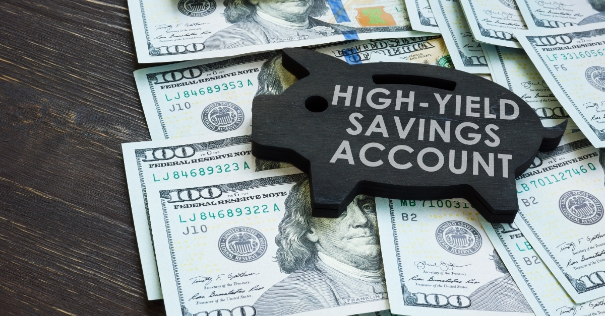 savings account piggy bank