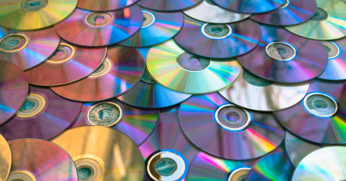 old damaged discs cd