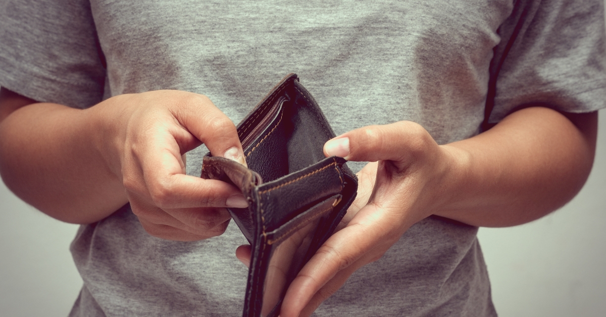 empty wallet with filter effect