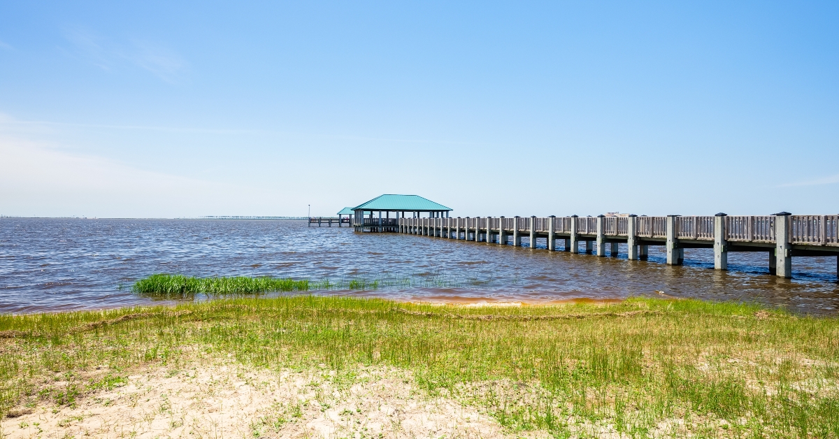 gulf coast beach in mississippi