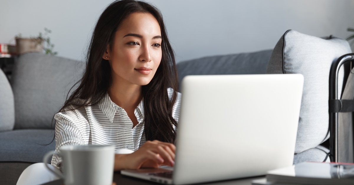 asian woman working remotely