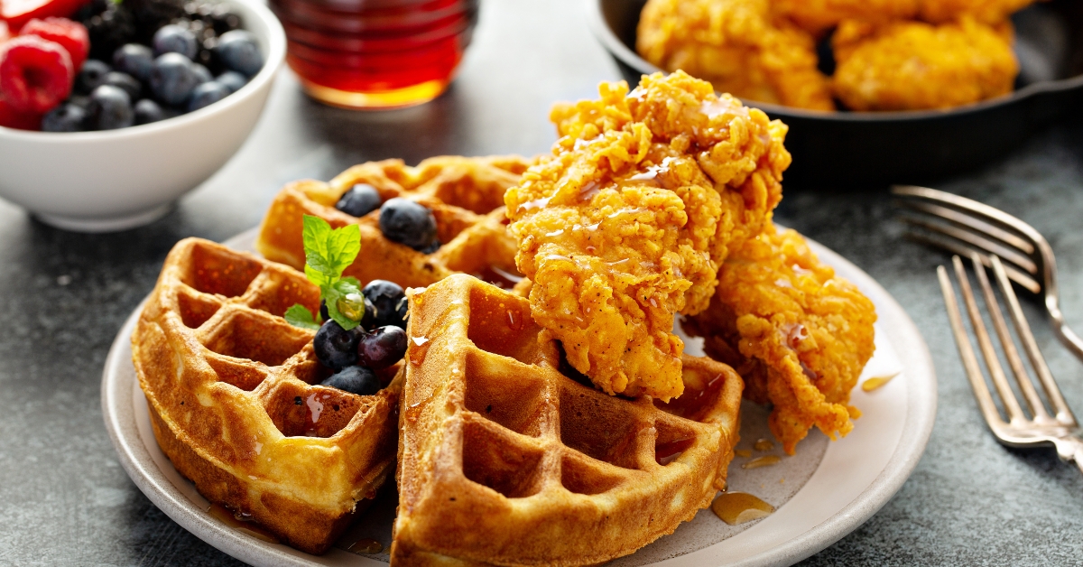 waffles with fried chicken