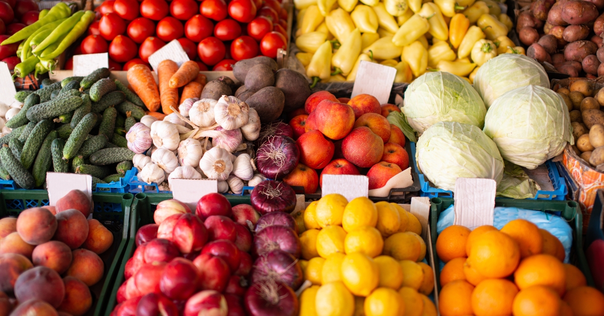 market with vegetables and fruits