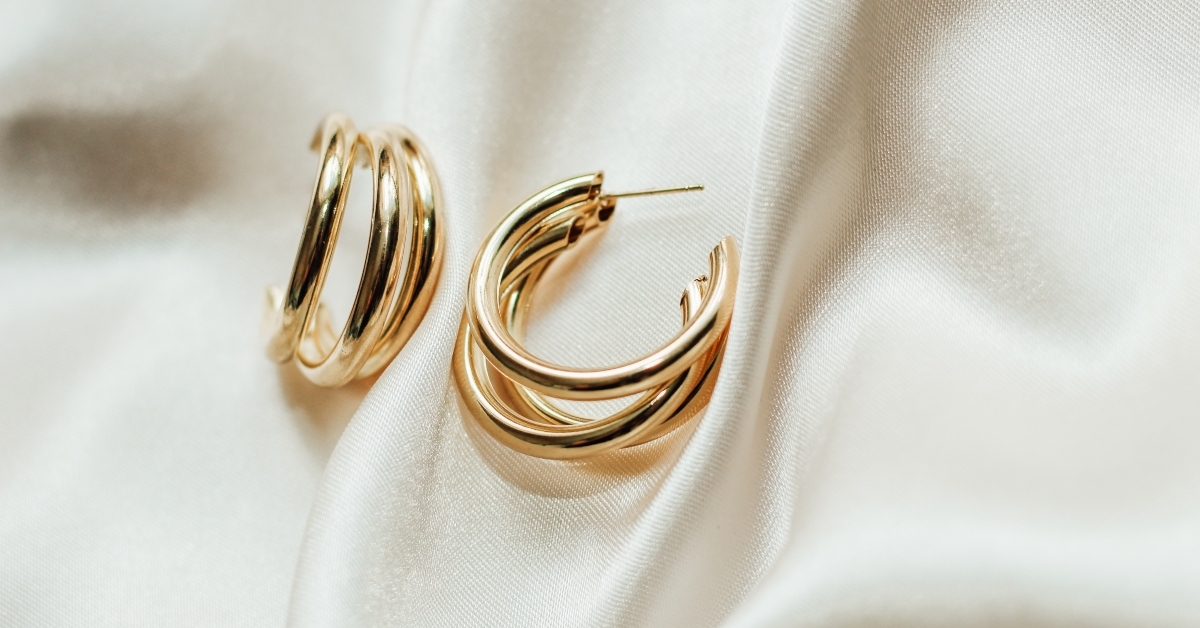 gold jewelry earrings