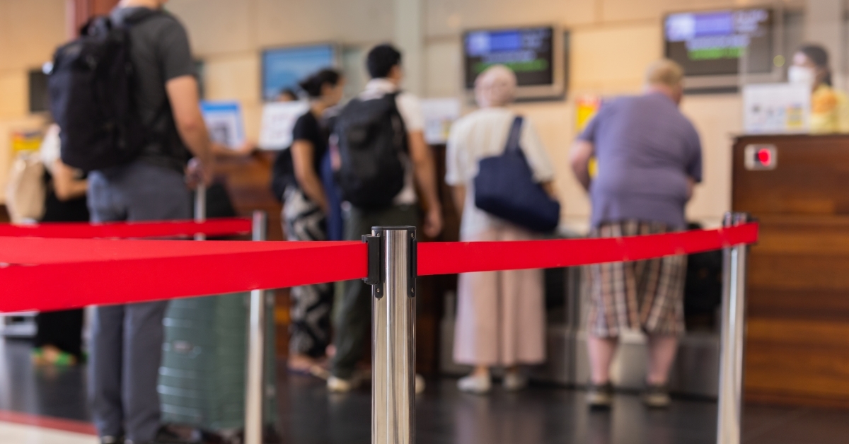 passenger check in at airport