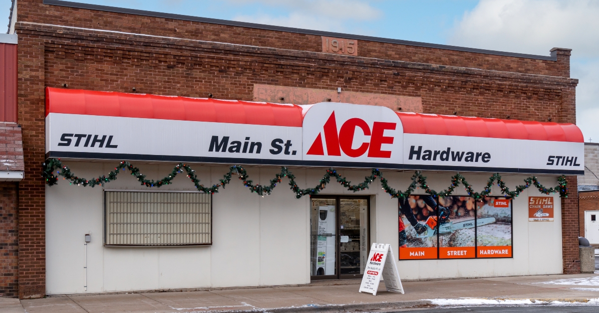 ace hardware retail exterior