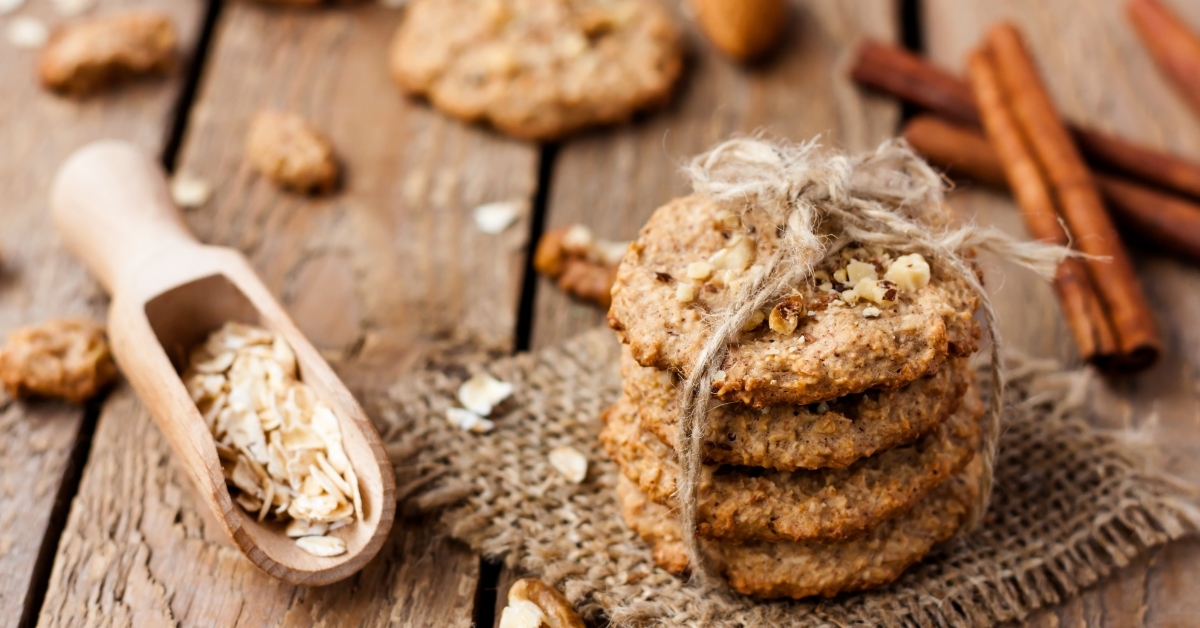 homemade-oatmeal-cookies-with-nuts