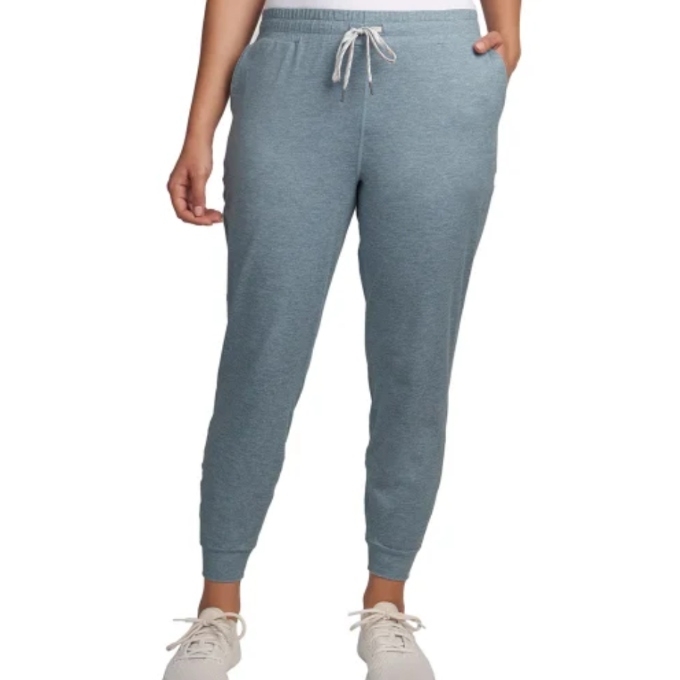 Lady wearing light gray jogger from Kirkland Signature