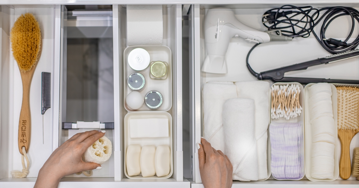 neatly organizing bathroom amenities