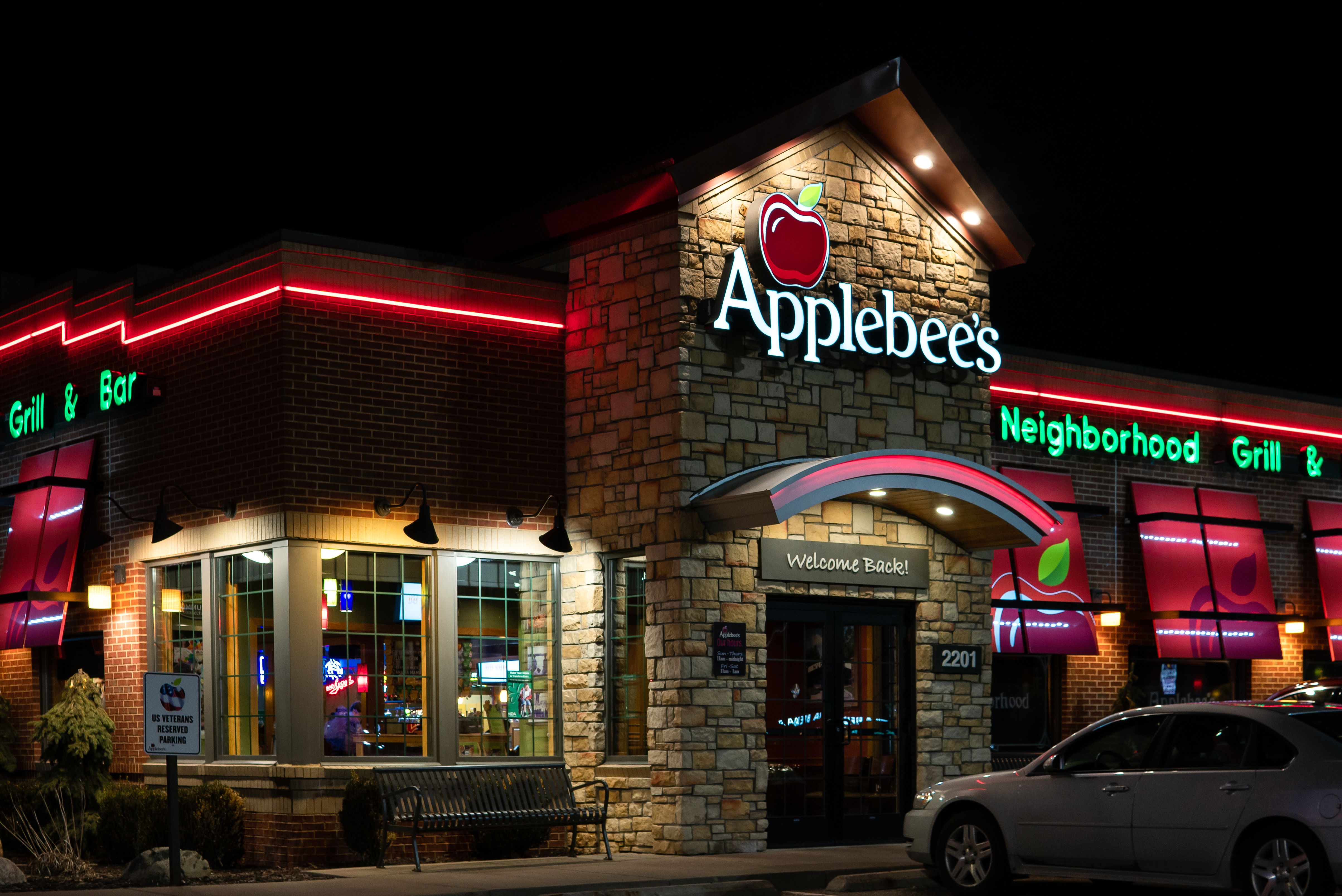 Applebee's exterior