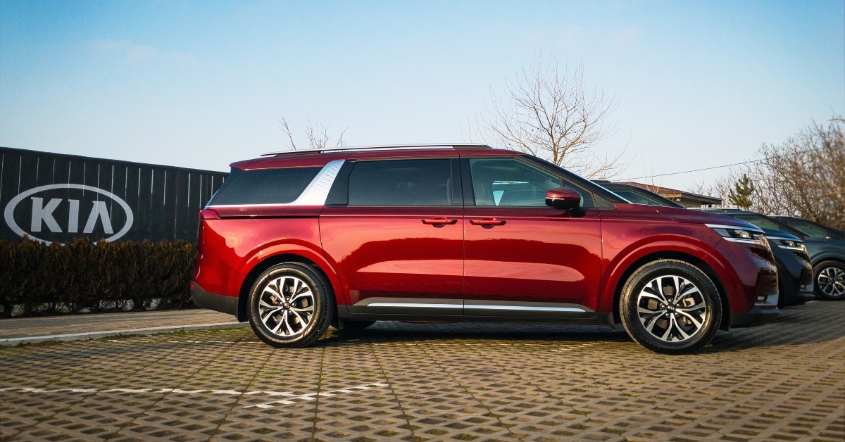 kia carnival