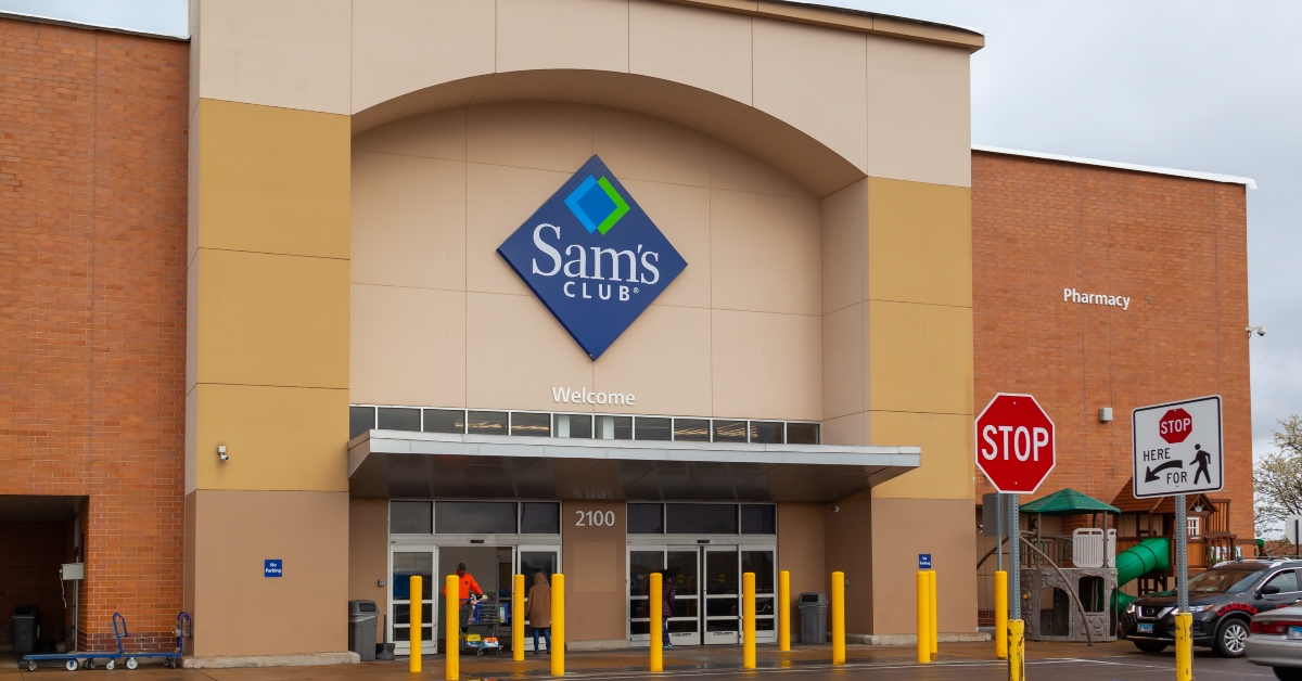 Sam's club store entrance