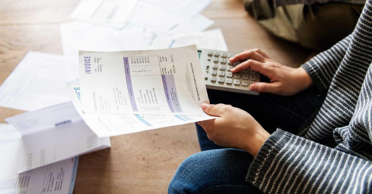 couple managing the debt