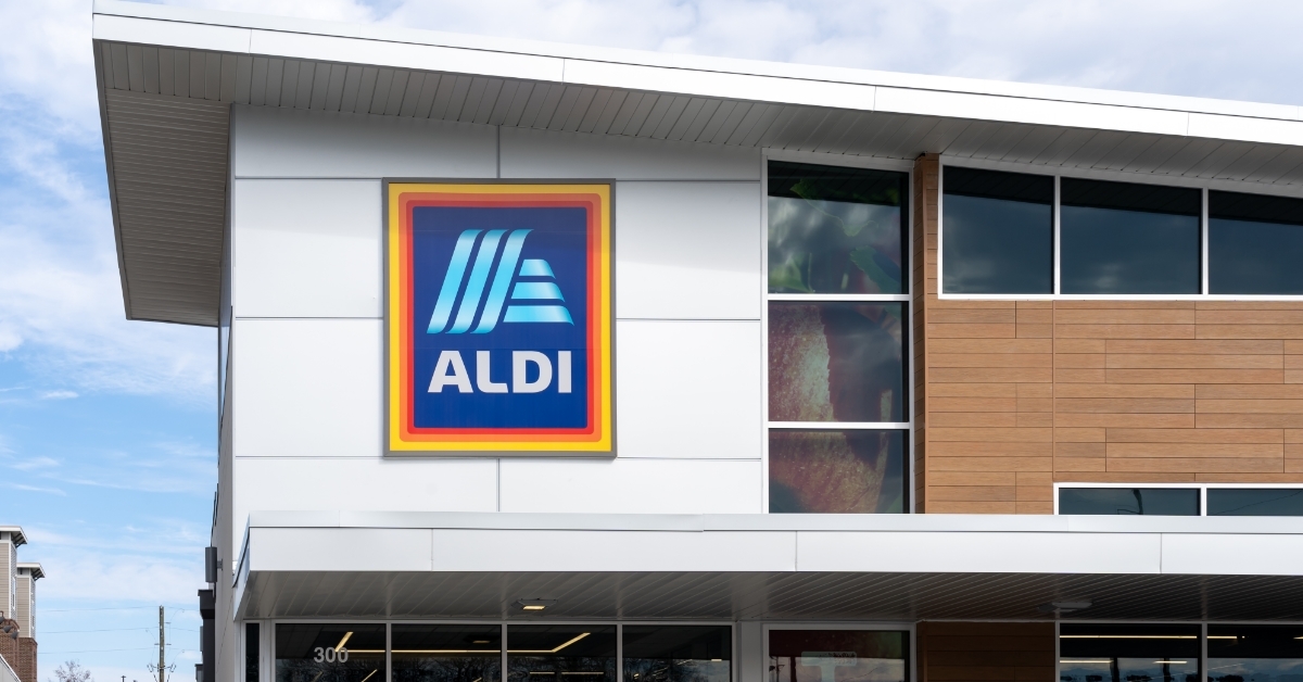 aldi store sign on building tallahassee