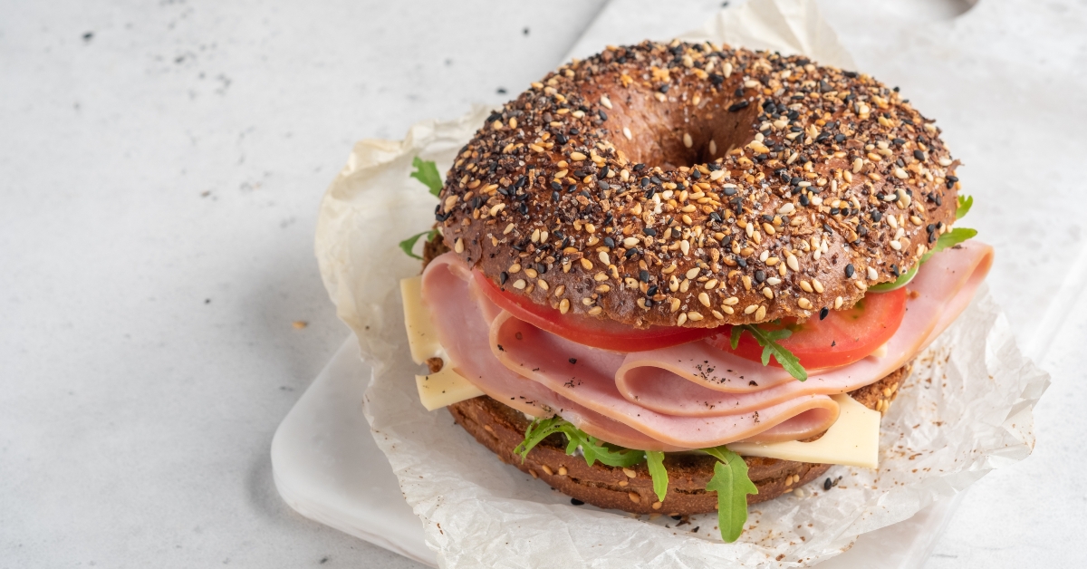 bagel filled with turkey ham