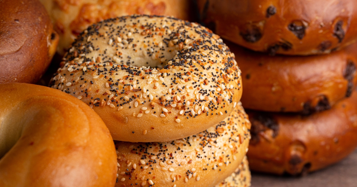different flavored bagels