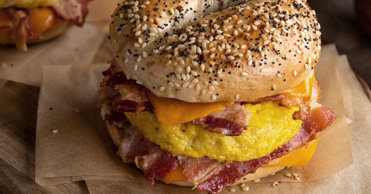breakfast sandwich with bacon