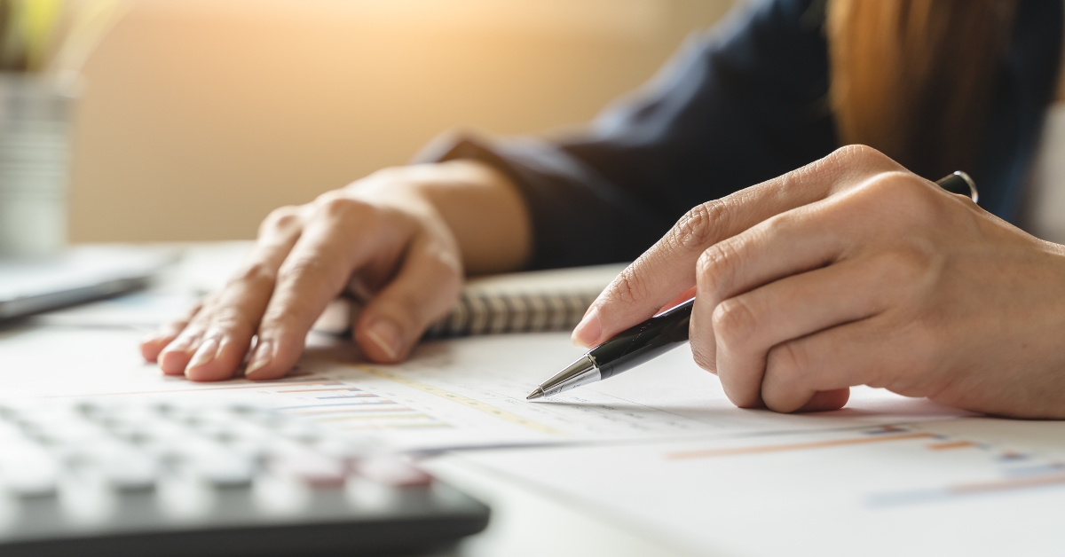 company budget and income reports