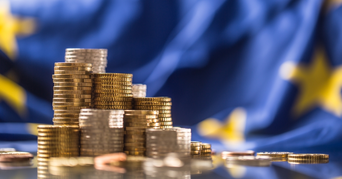 Towers with euro coins