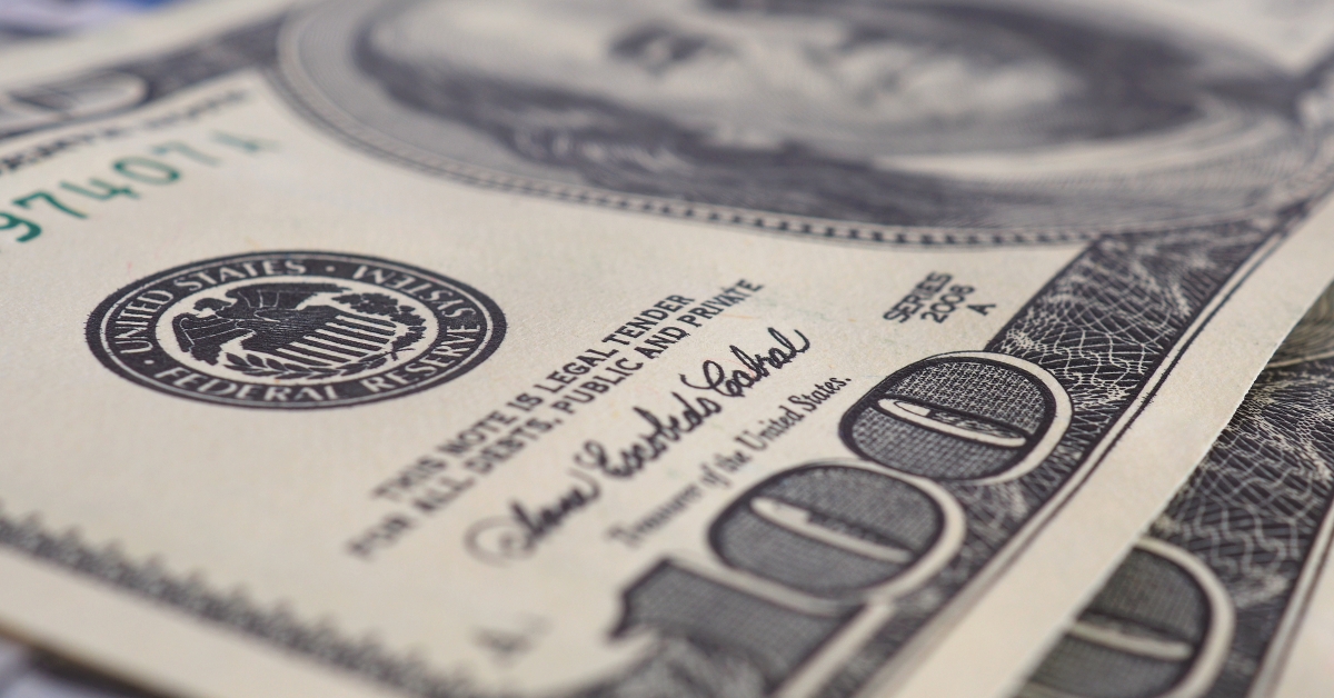 100 dollars old and new