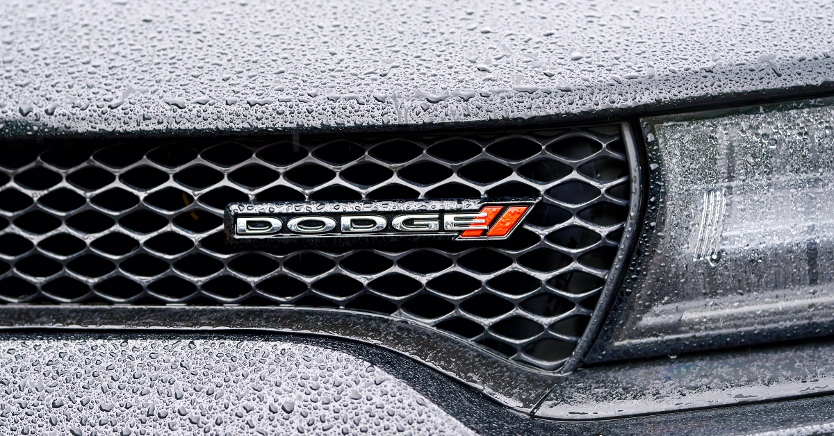wet dodge emblem detail