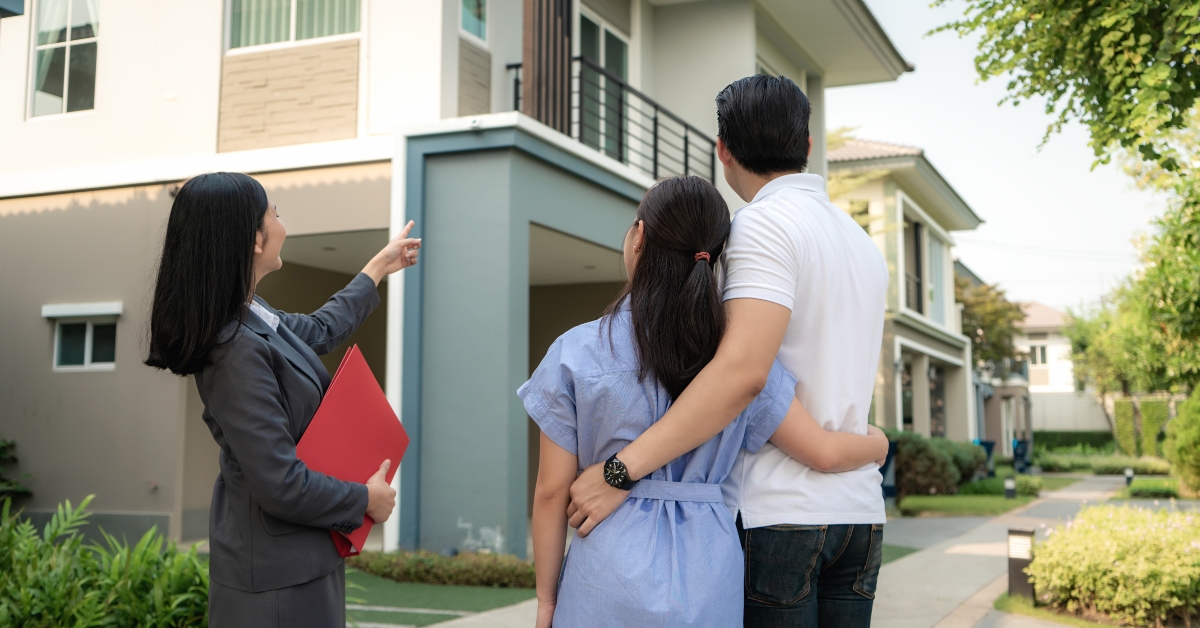 real estate broker agent