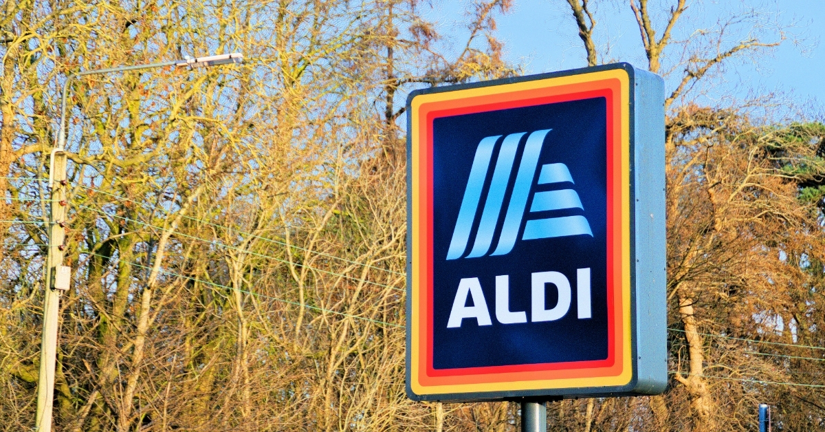 aldi signboard outdoors
