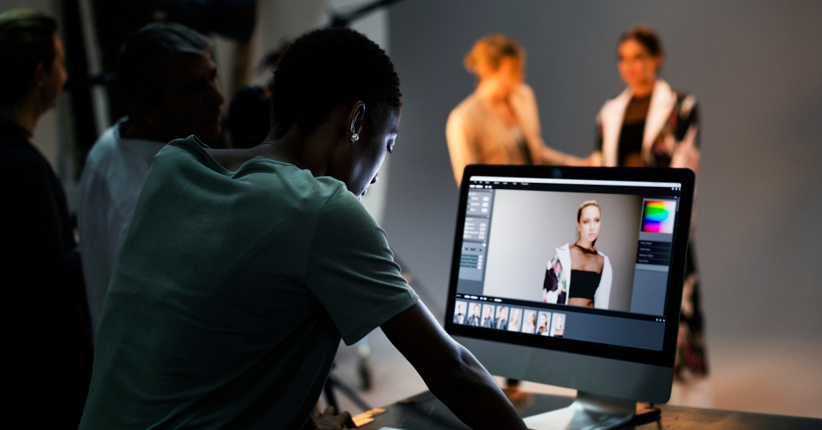 art director checking