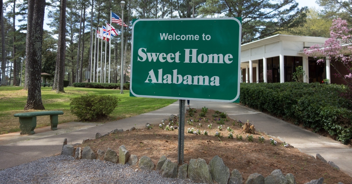 alabama welcome sign