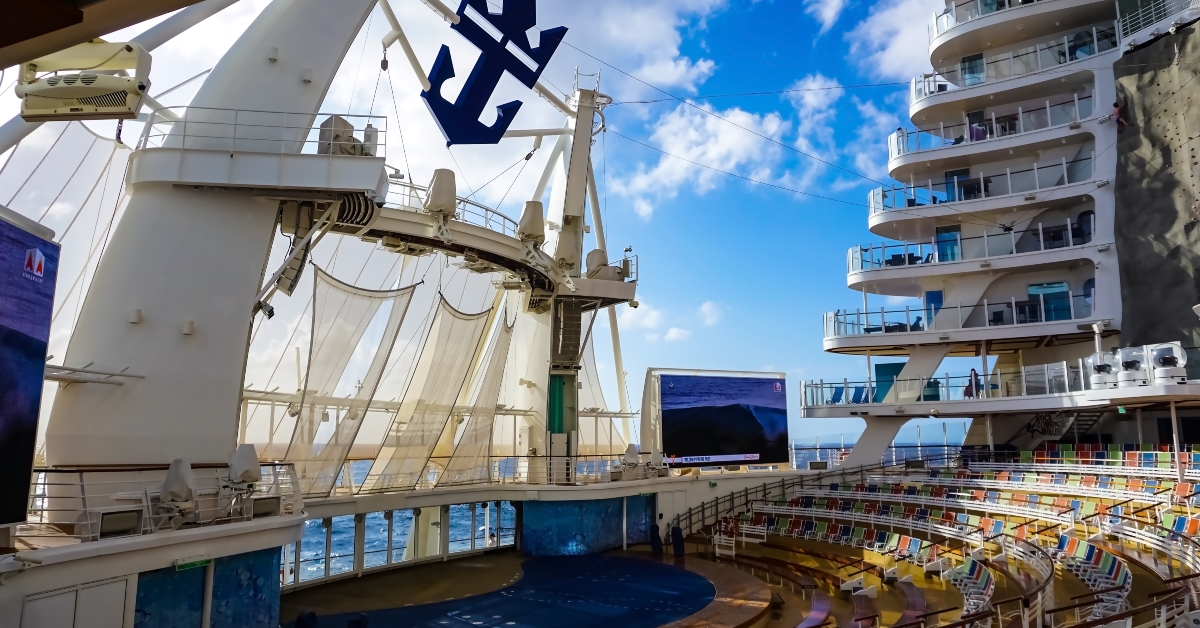 Show at Symphony of the seas