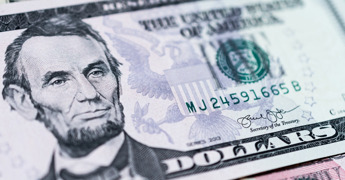 close up on a US 5 dollar bill 