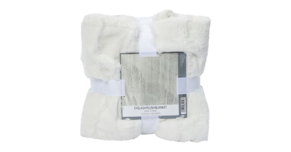 Five Below Eyelash Plush Blanket in white