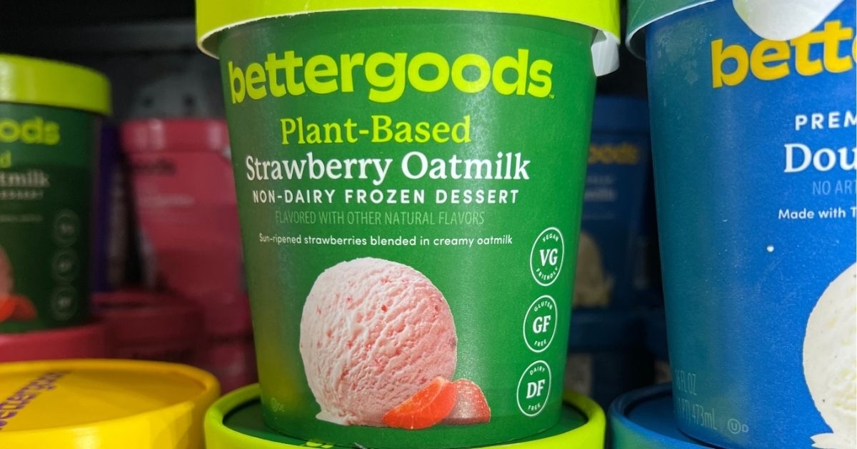 Bettergoods Plant-Based Strawberry Oatmilk Non-Dairy Frozen Dessert